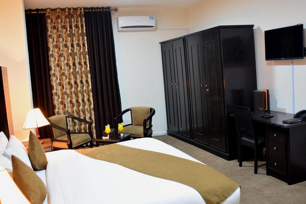 Lilium Hotel Safut Eksteriør billede
